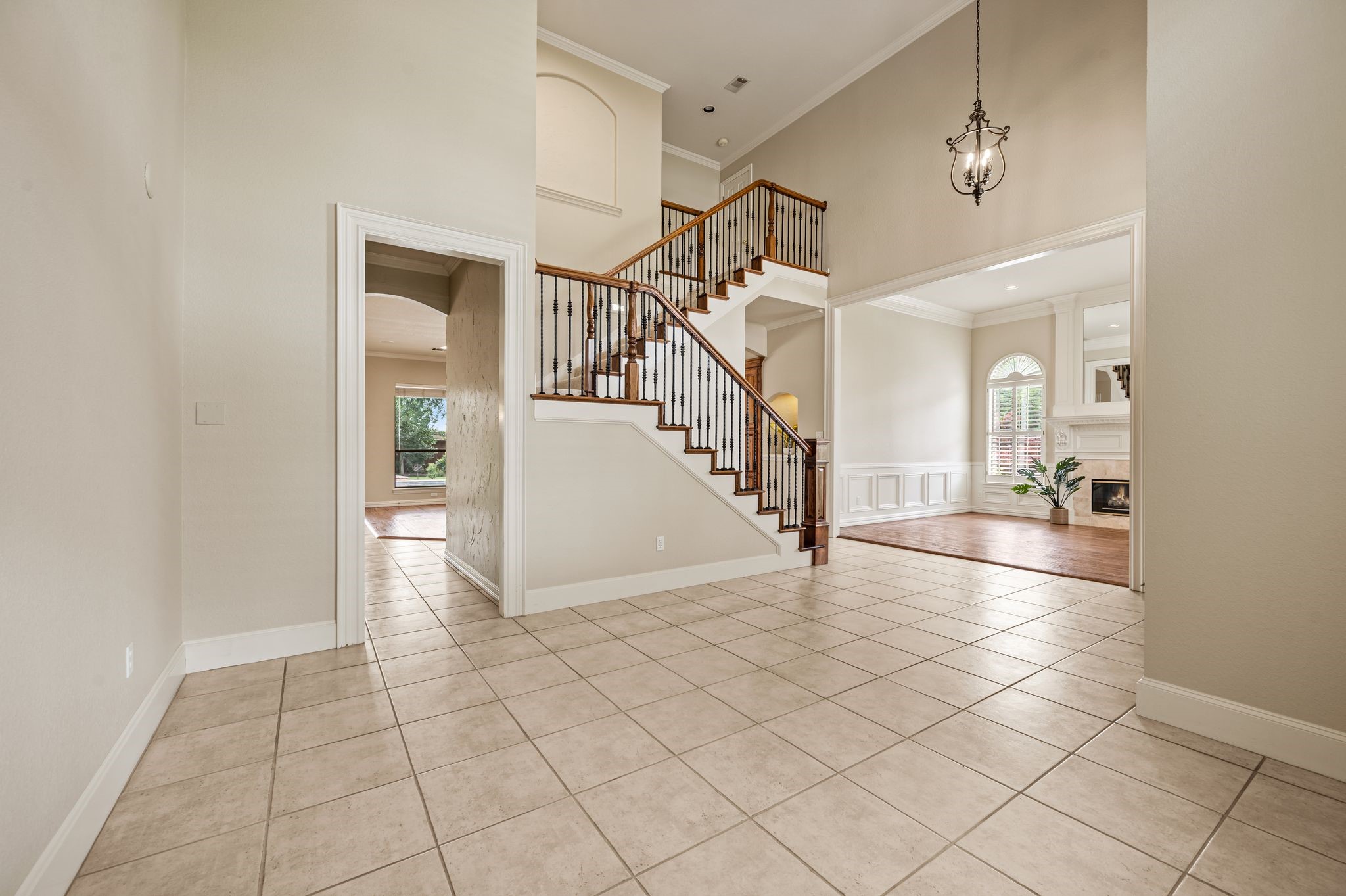 1111 Calais Drive