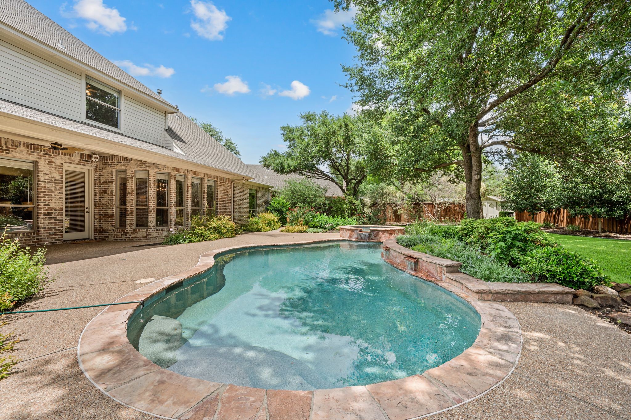1111 Calais Drive