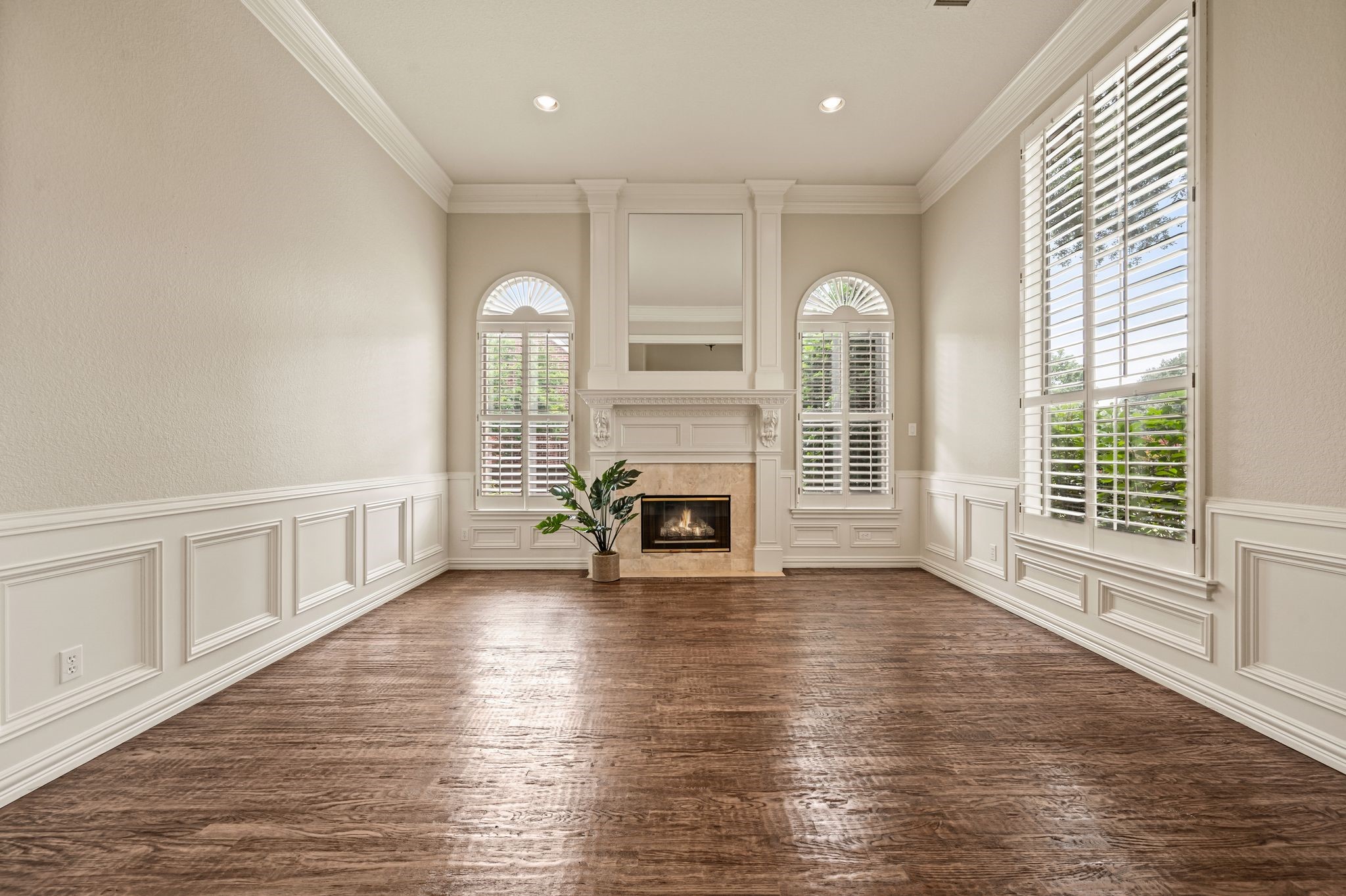 1111 Calais Drive