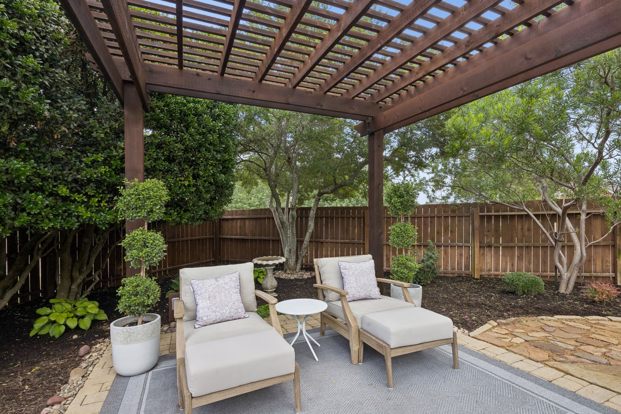 809 Newport Way