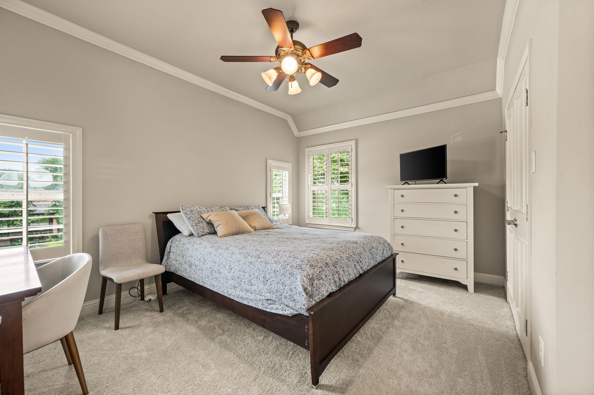 811 Longhorn Hollow