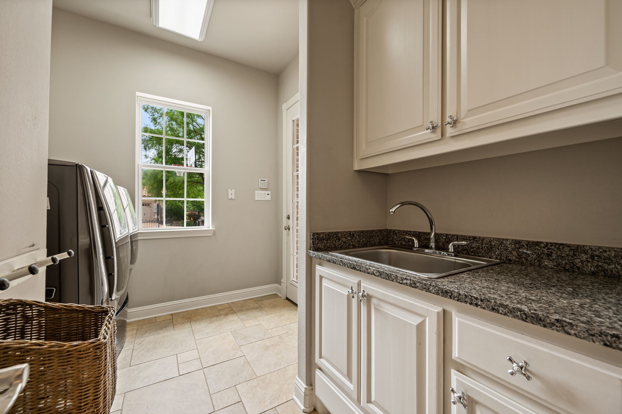 811 Longhorn Hollow