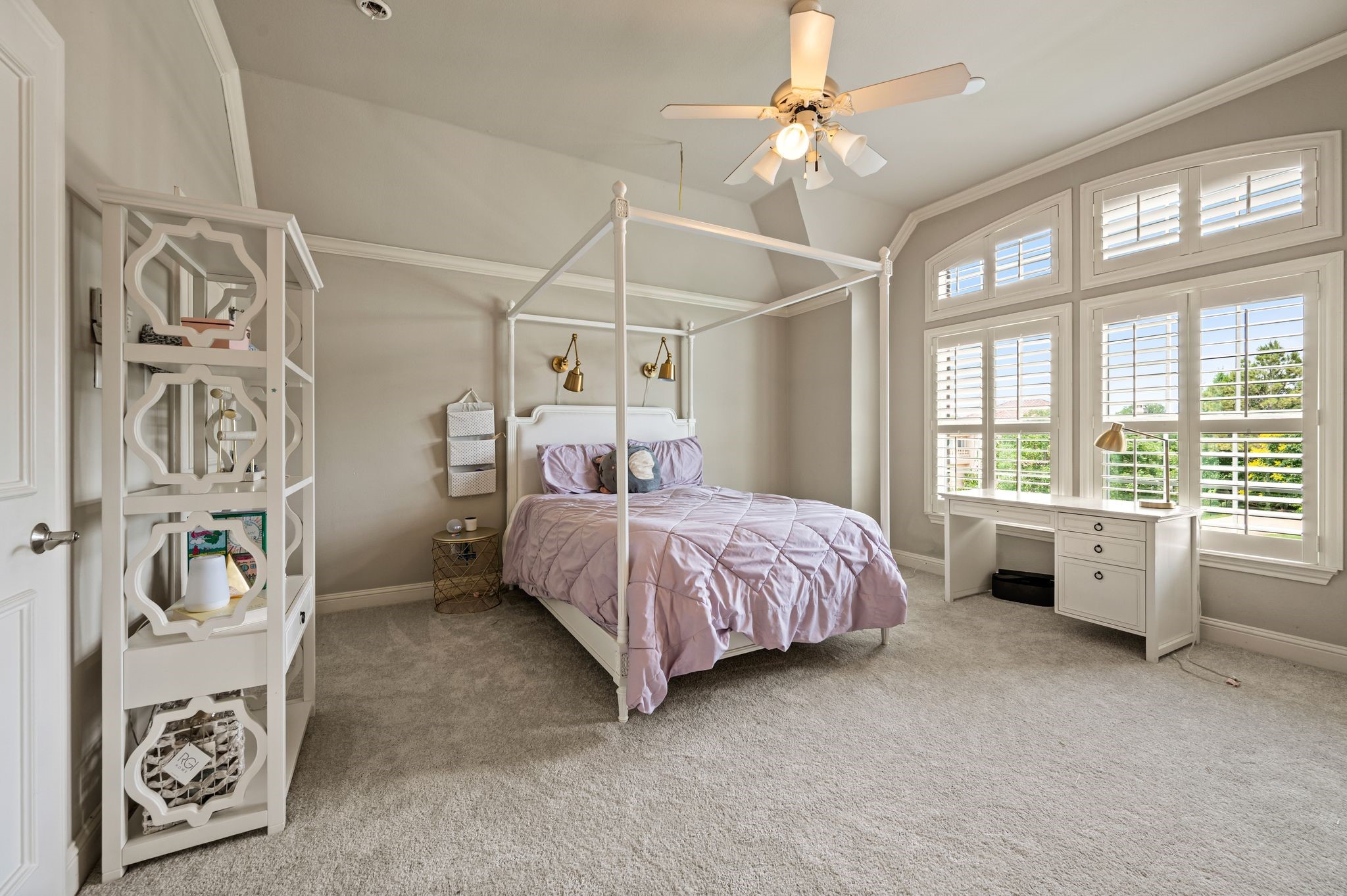 811 Longhorn Hollow