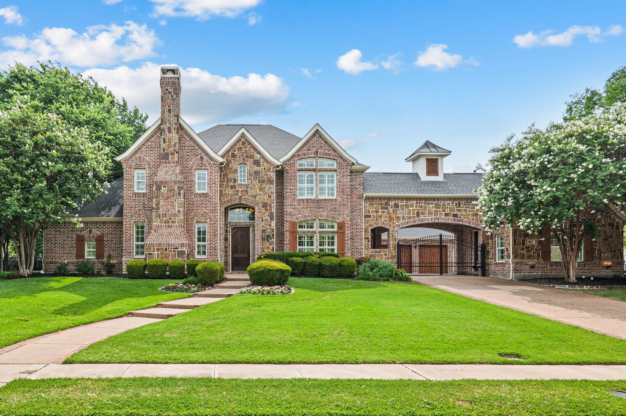811 Longhorn Hollow