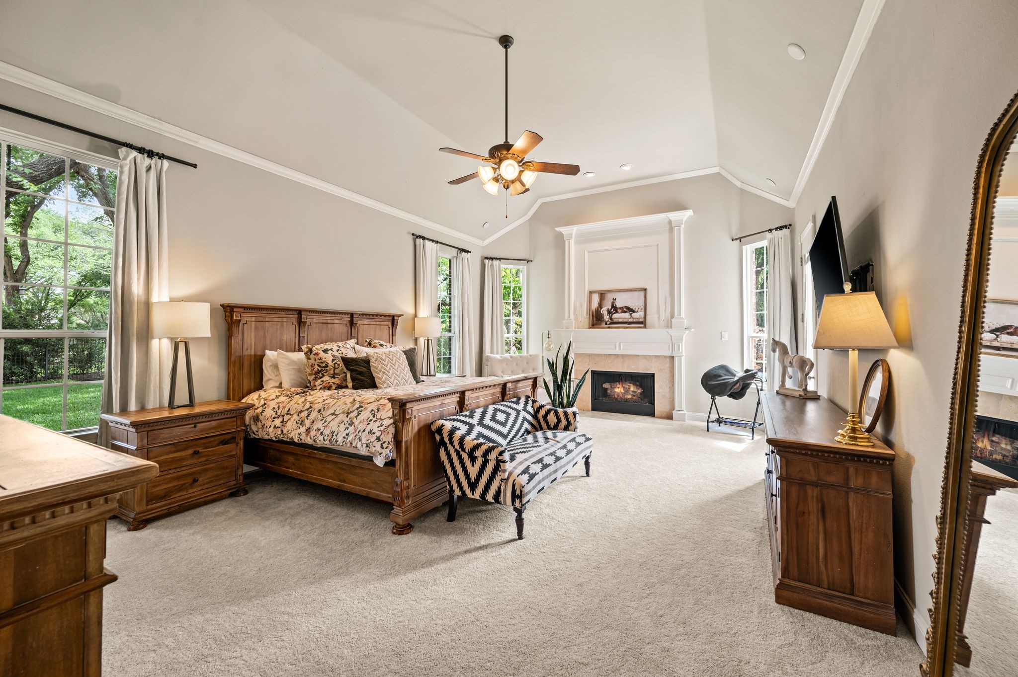 811 Longhorn Hollow