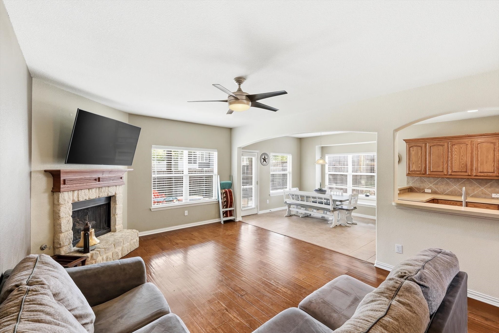7404 Rocky Ford Road