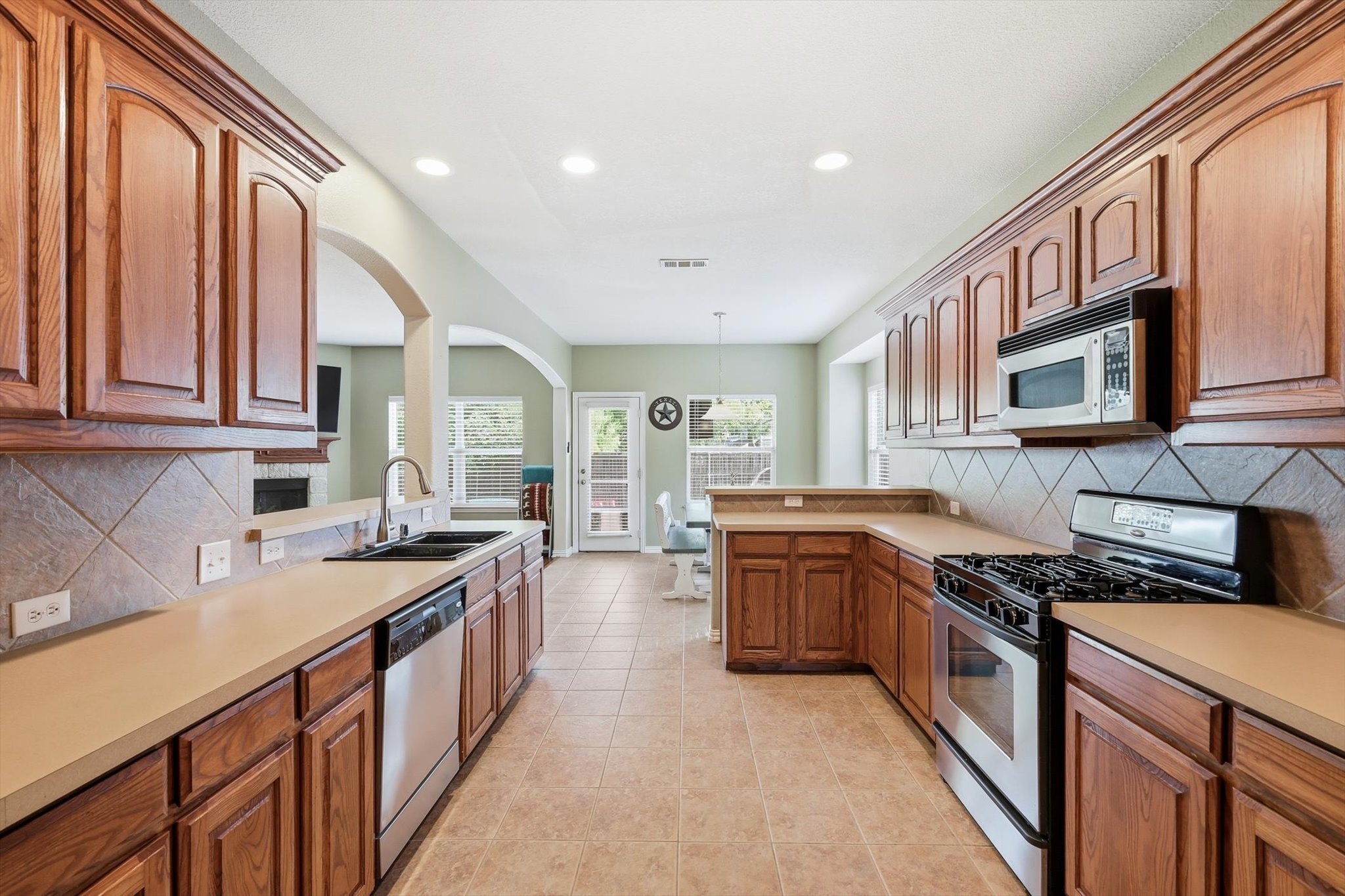 7404 Rocky Ford Road
