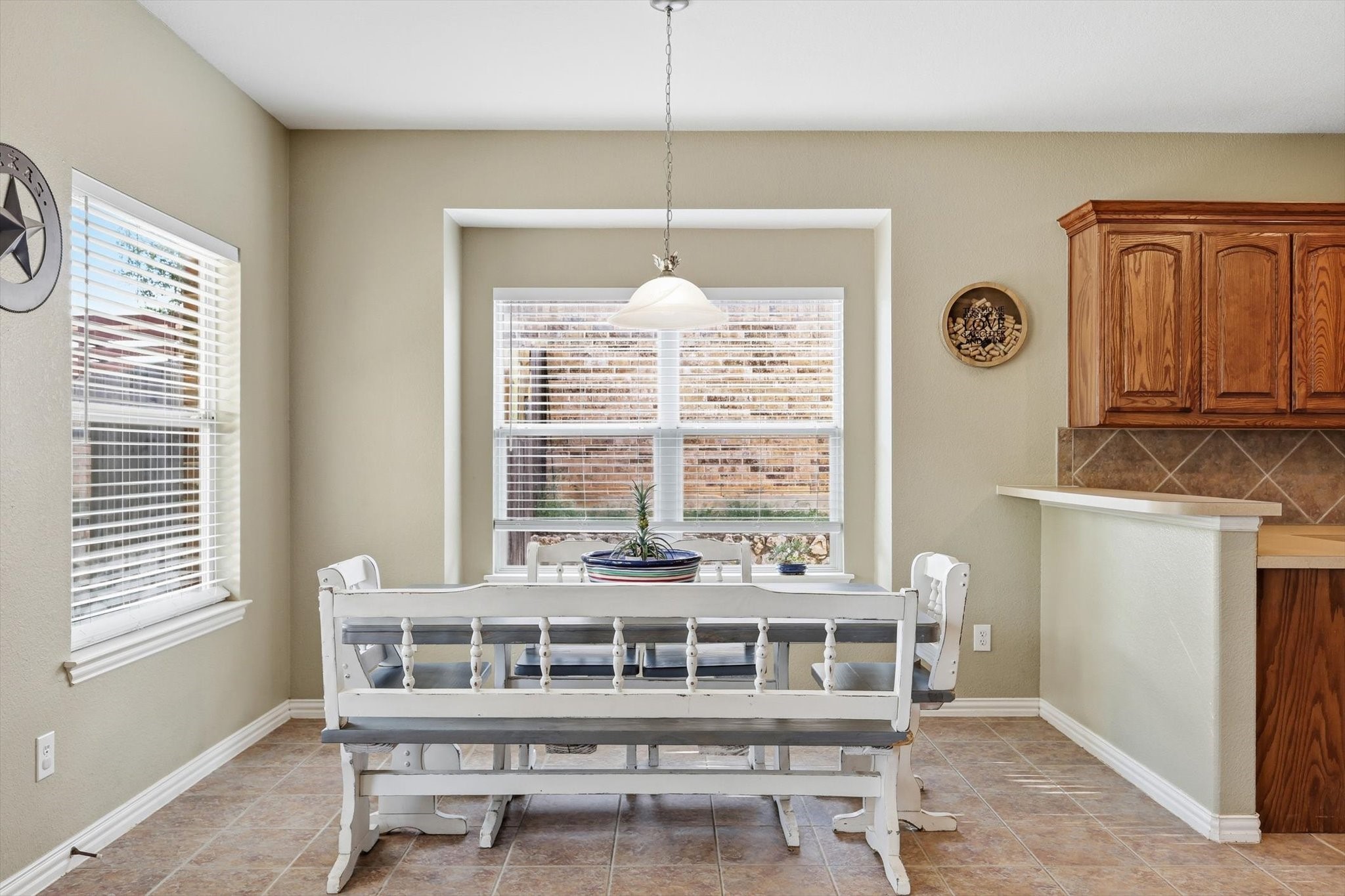 7404 Rocky Ford Road