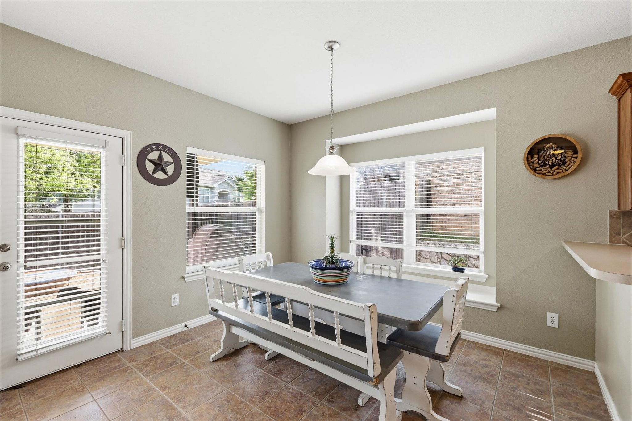 7404 Rocky Ford Road