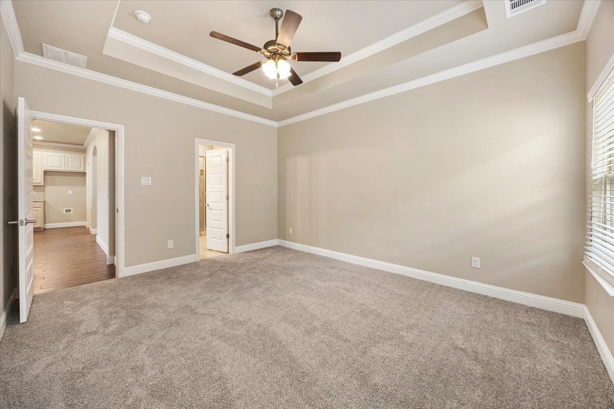 1916 Town Creek Circle