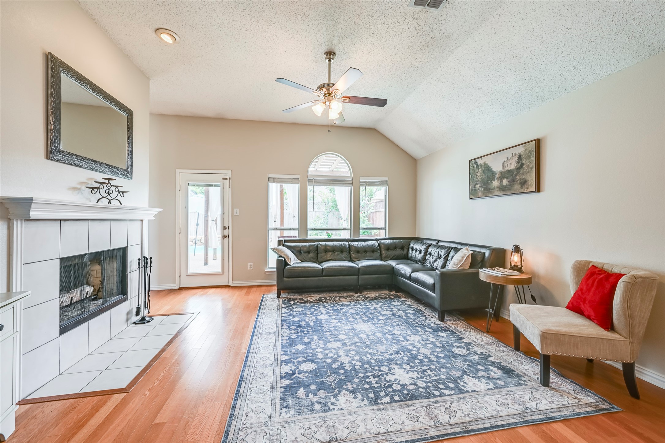 5713 Trinity Lane