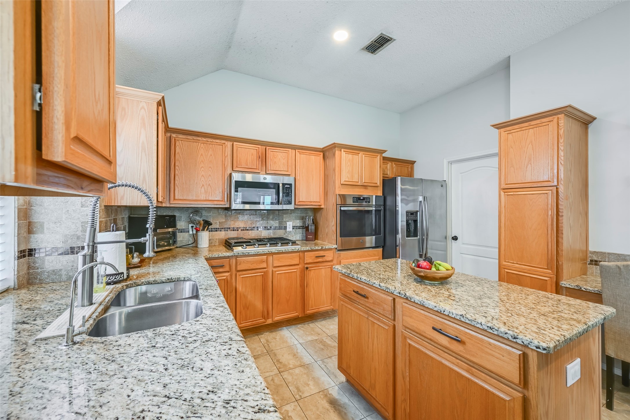 5713 Trinity Lane