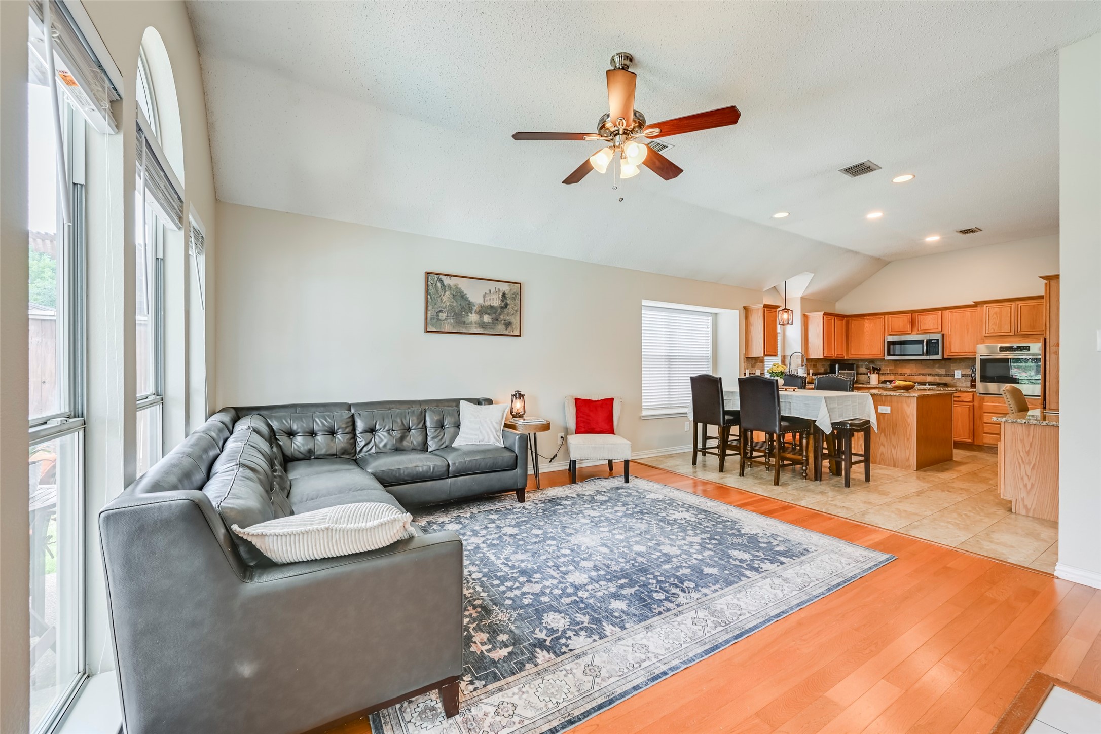 5713 Trinity Lane