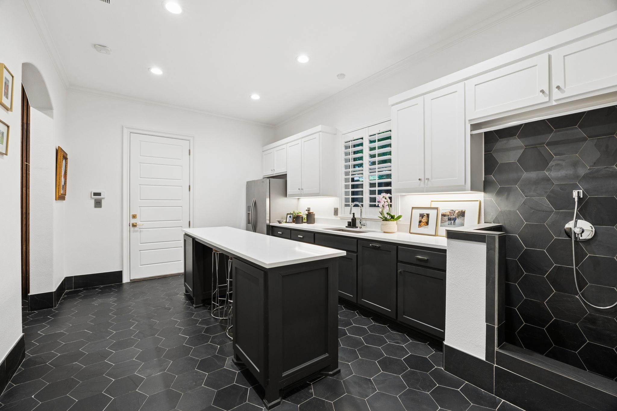 1500 Glenmeade Court