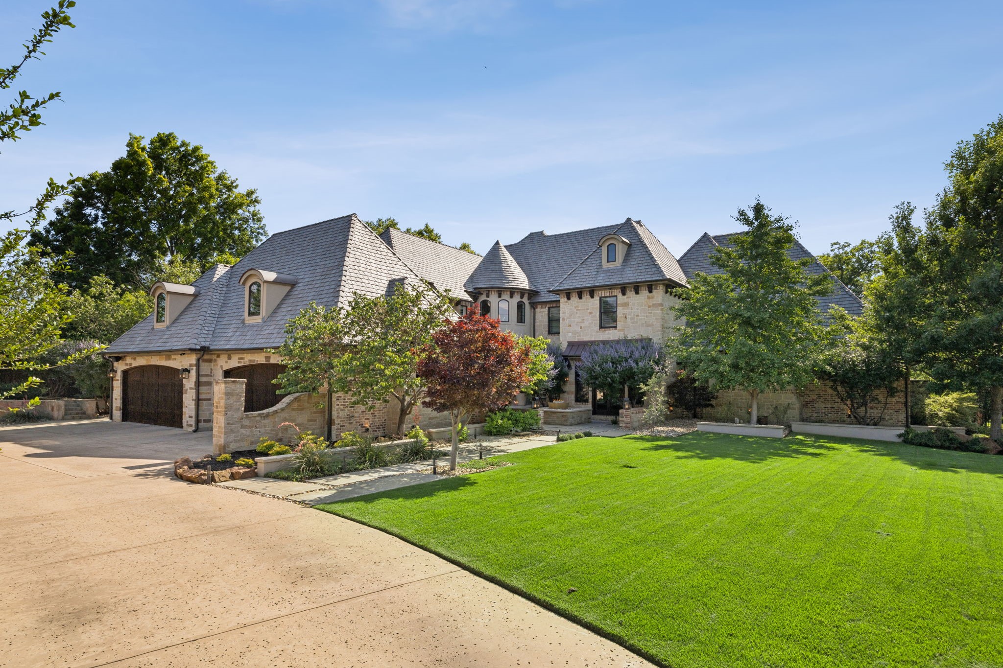 1500 Glenmeade Court