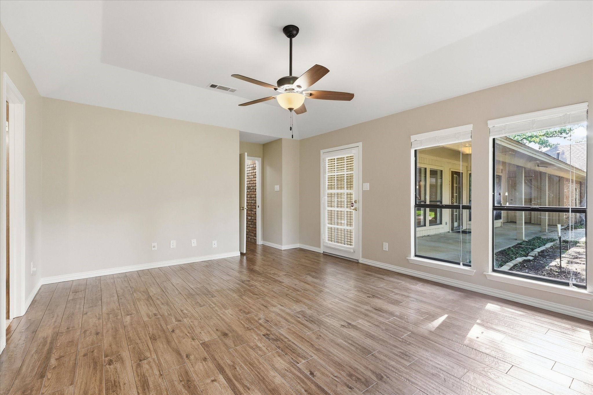 875 Lake Wood Drive