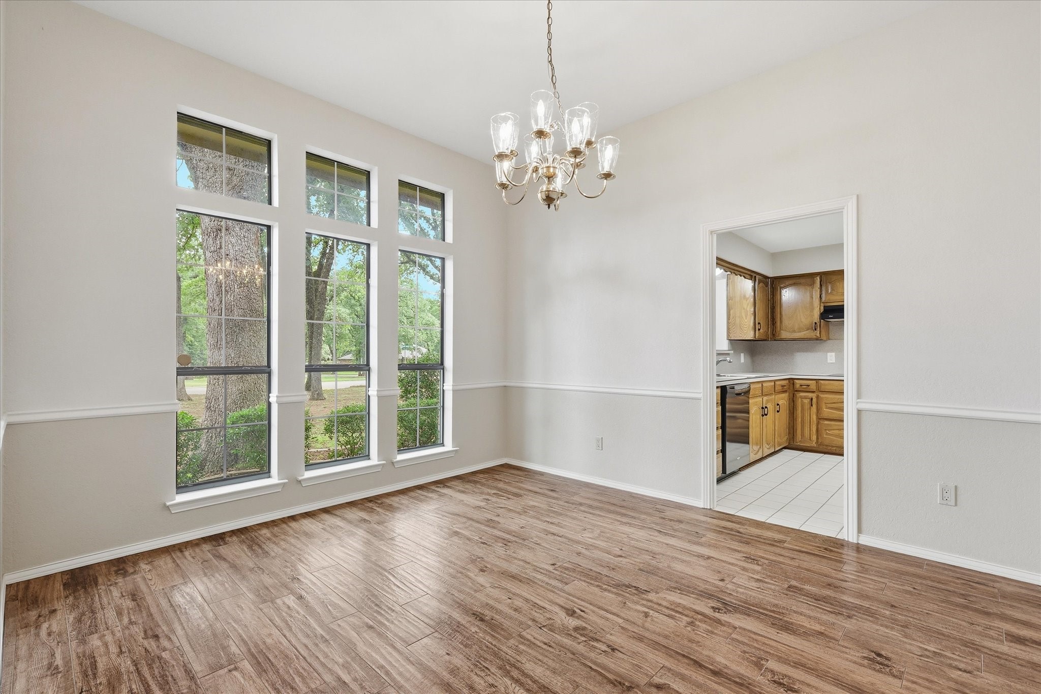 875 Lake Wood Drive