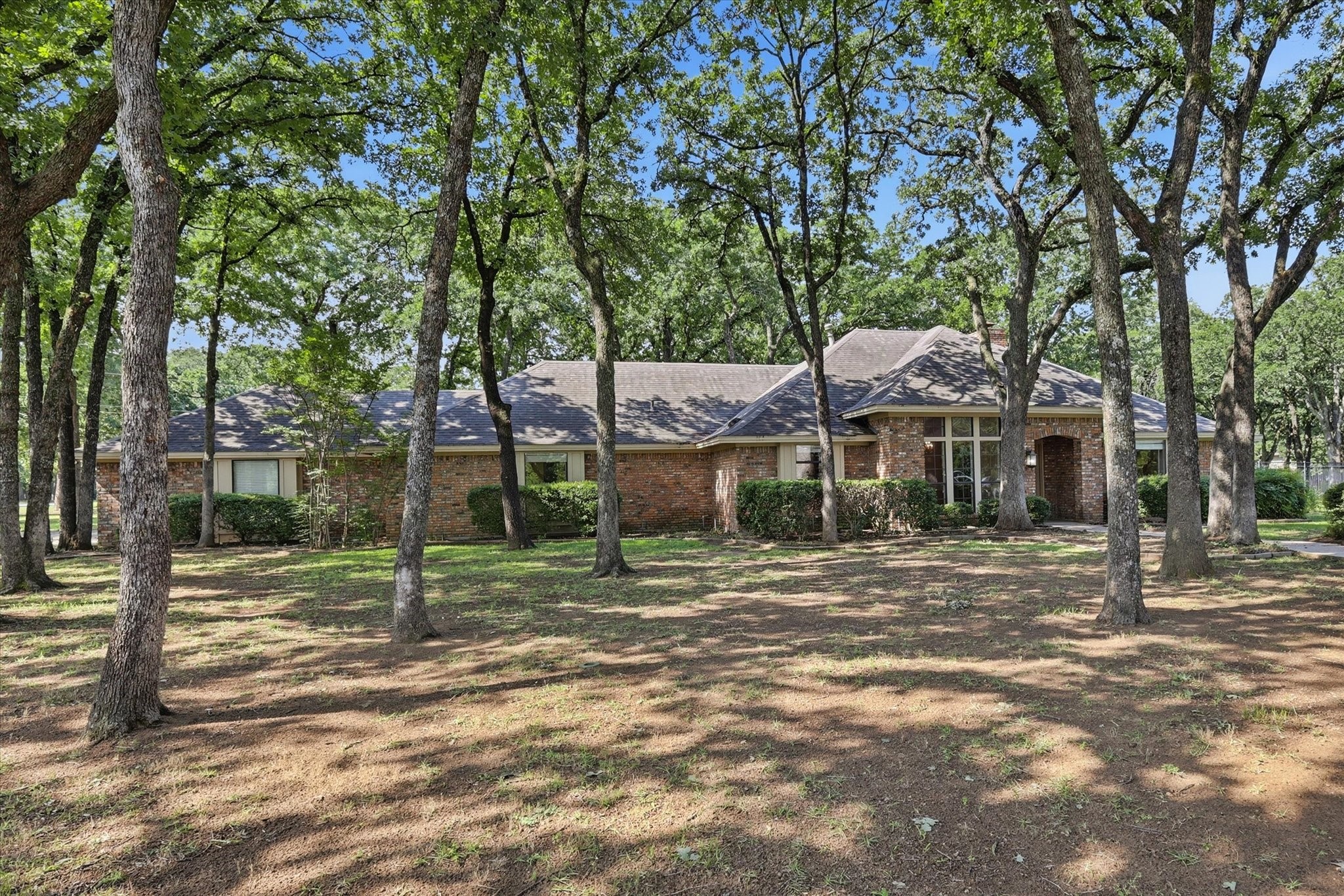 875 Lake Wood Drive