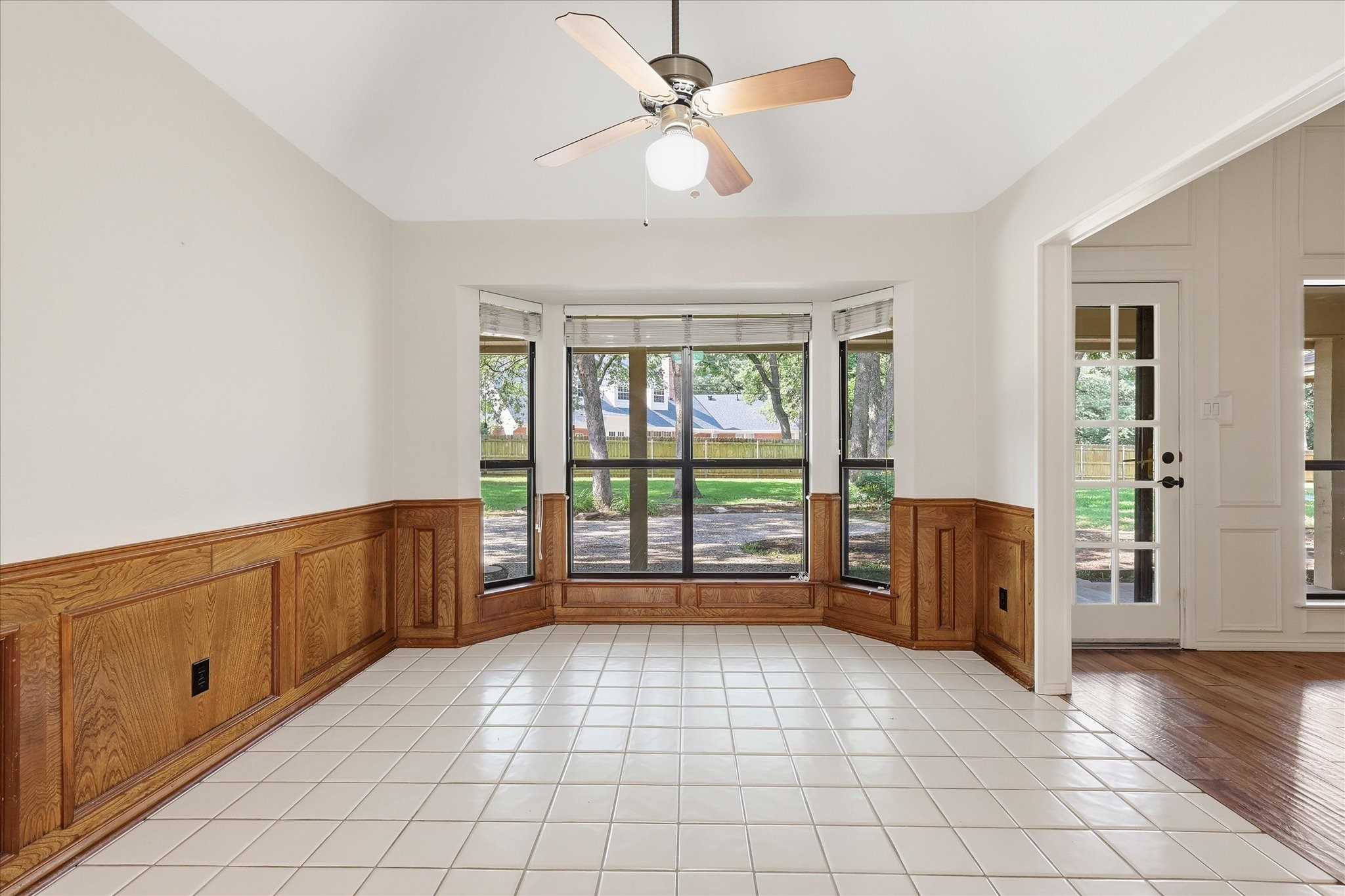 875 Lake Wood Drive