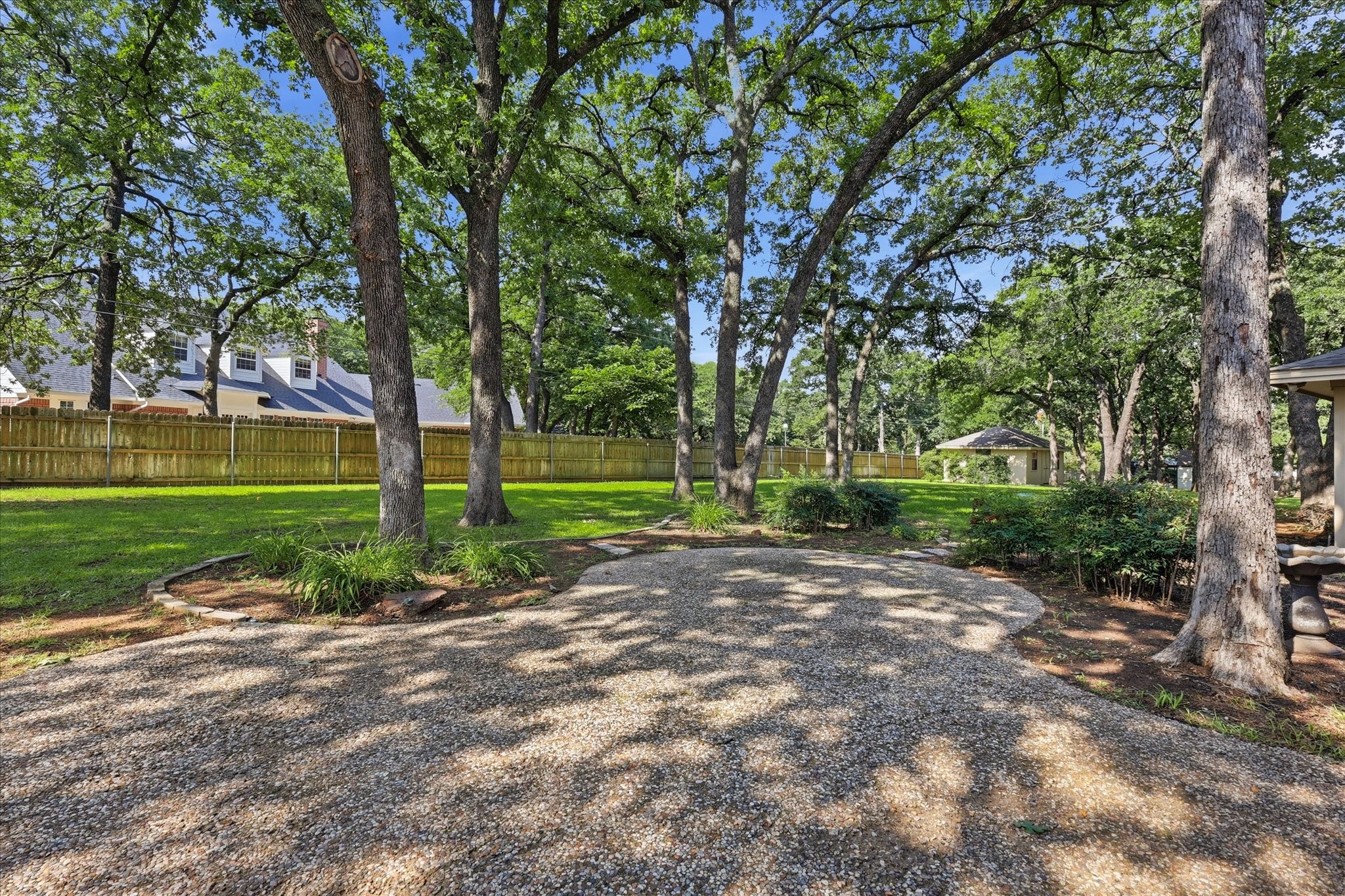 875 Lake Wood Drive