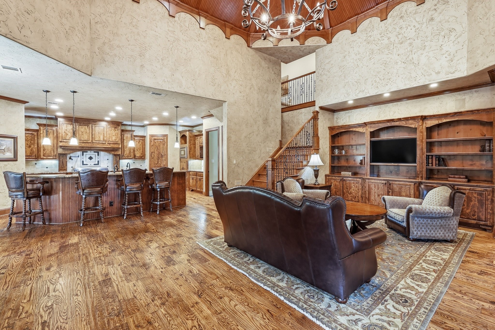 7 Hillview Court