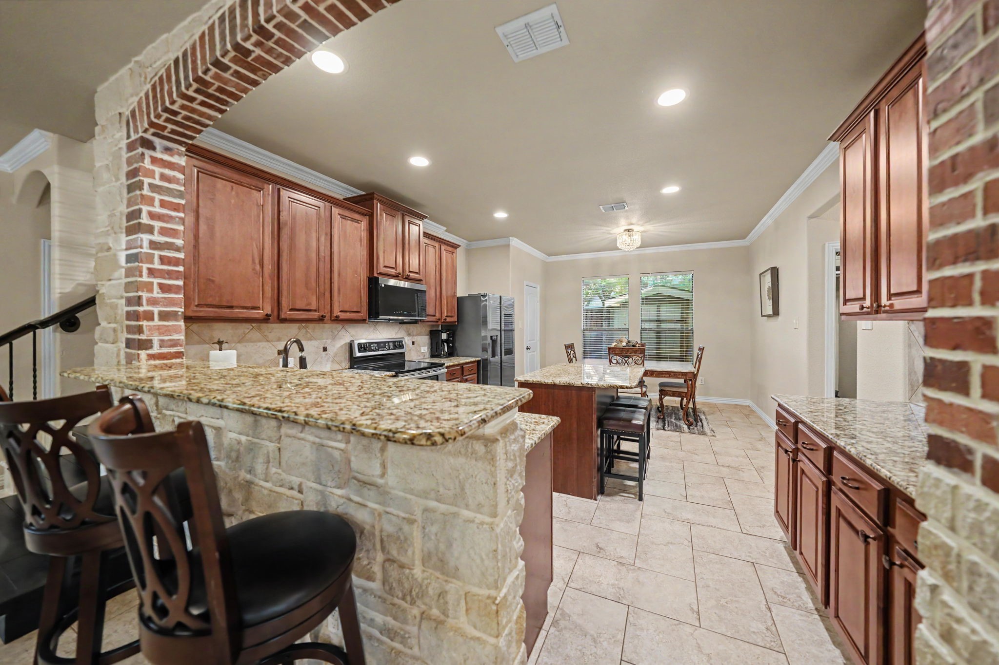 4541 Seventeen Lakes Court