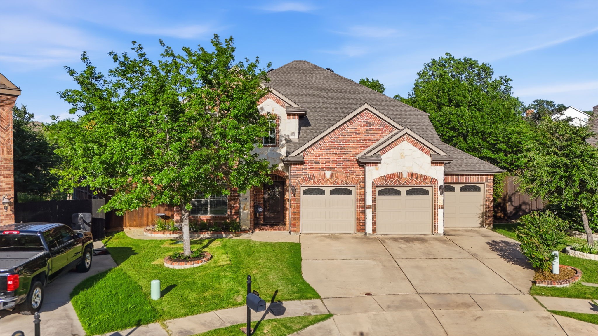 4541 Seventeen Lakes Court