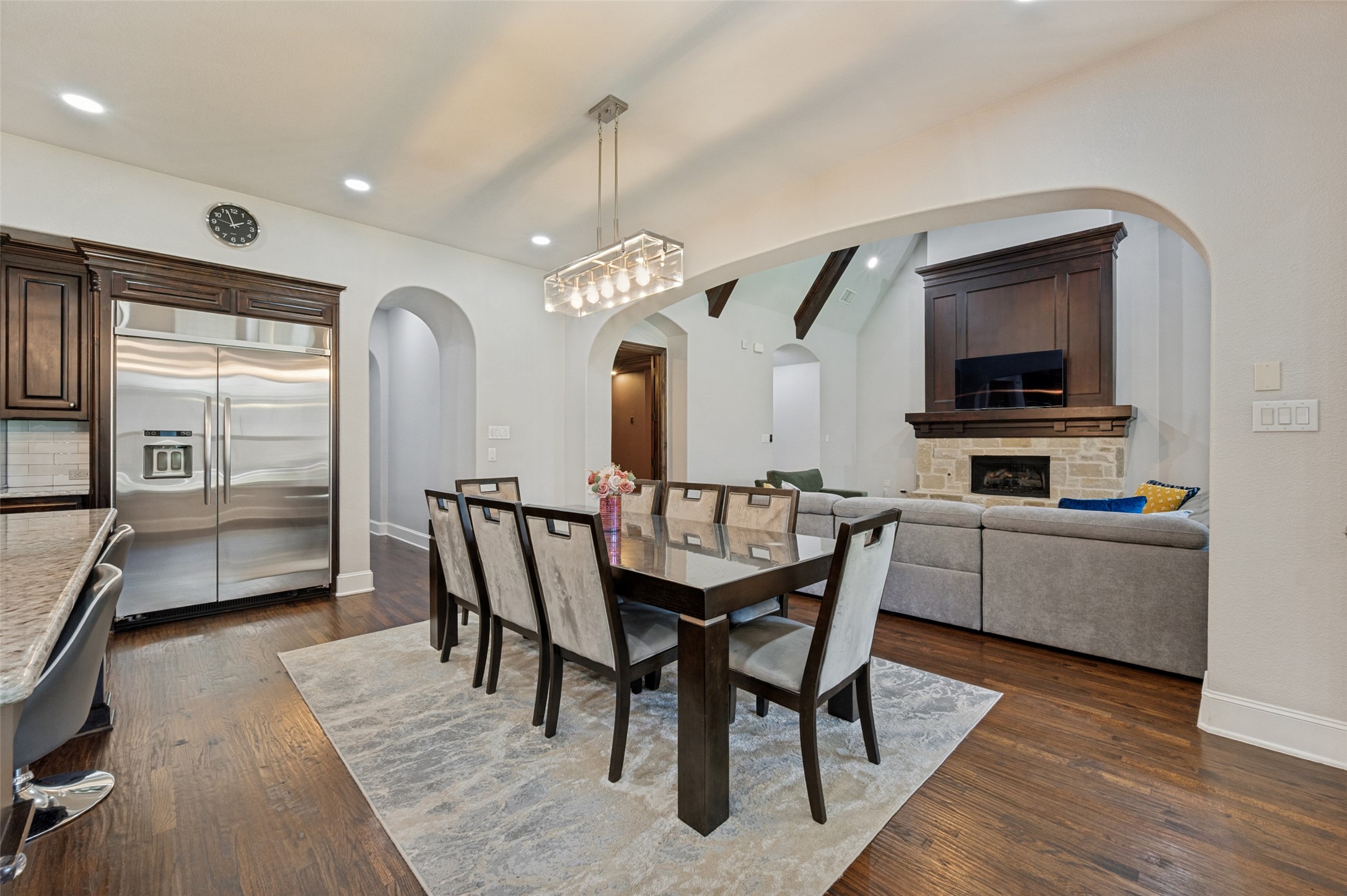 635 Fountainview Drive