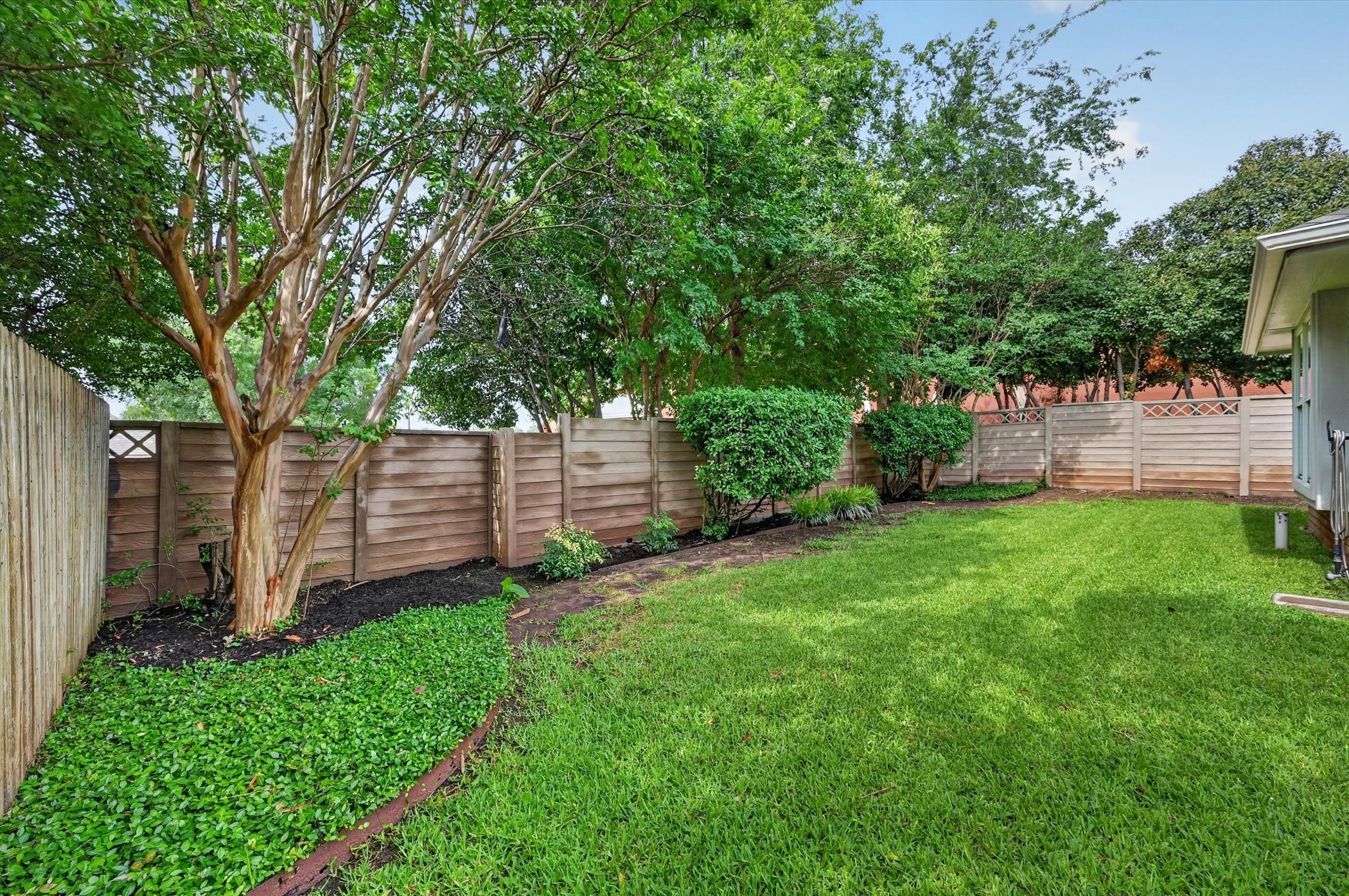 2212 Tiffany Glenn Court