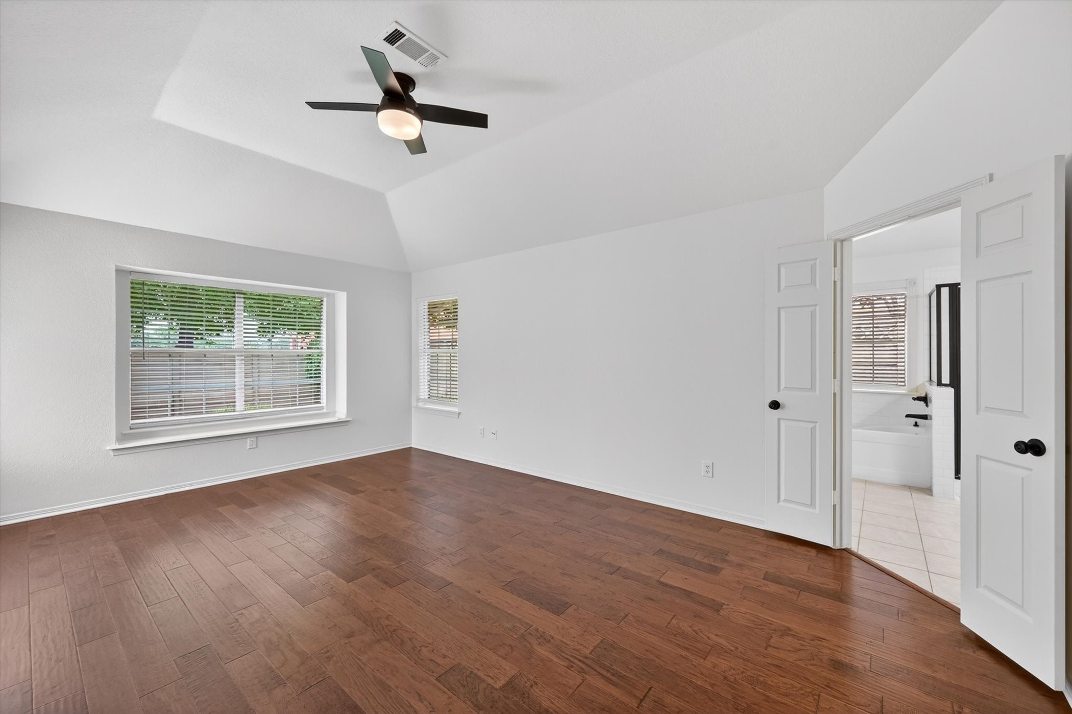 2212 Tiffany Glenn Court