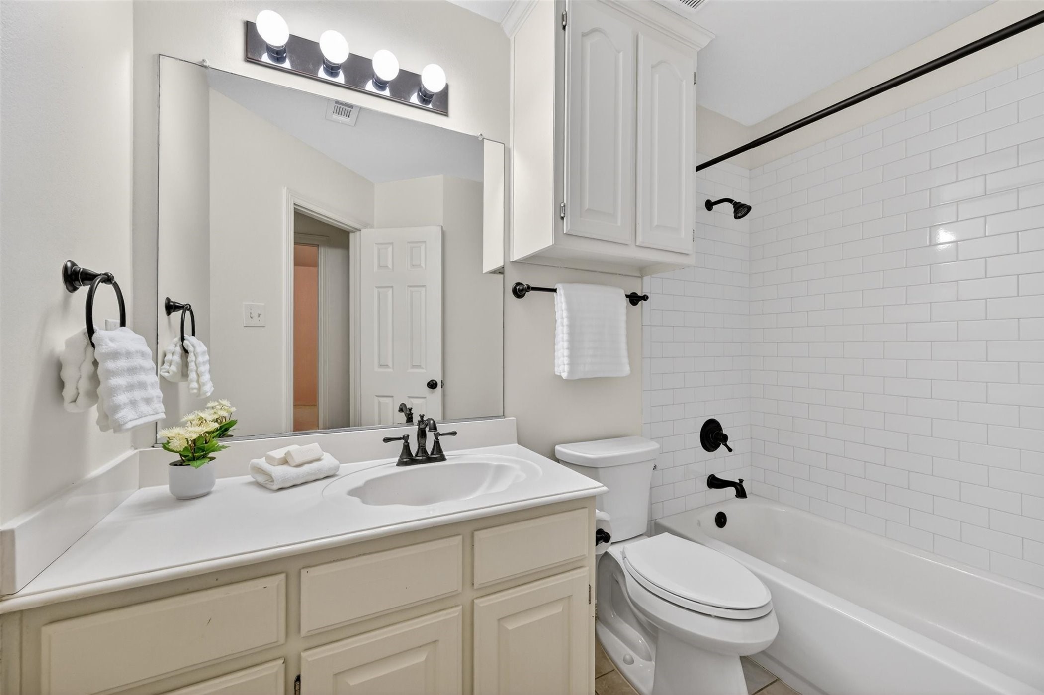2212 Tiffany Glenn Court