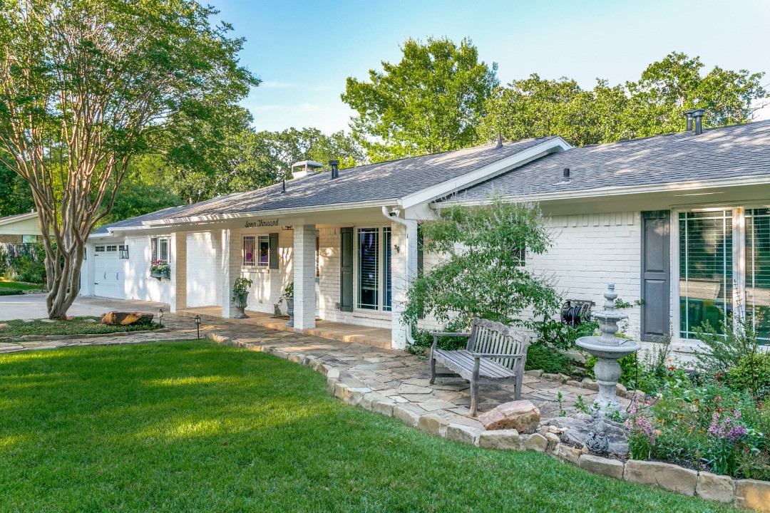 7000 Lowery Lane