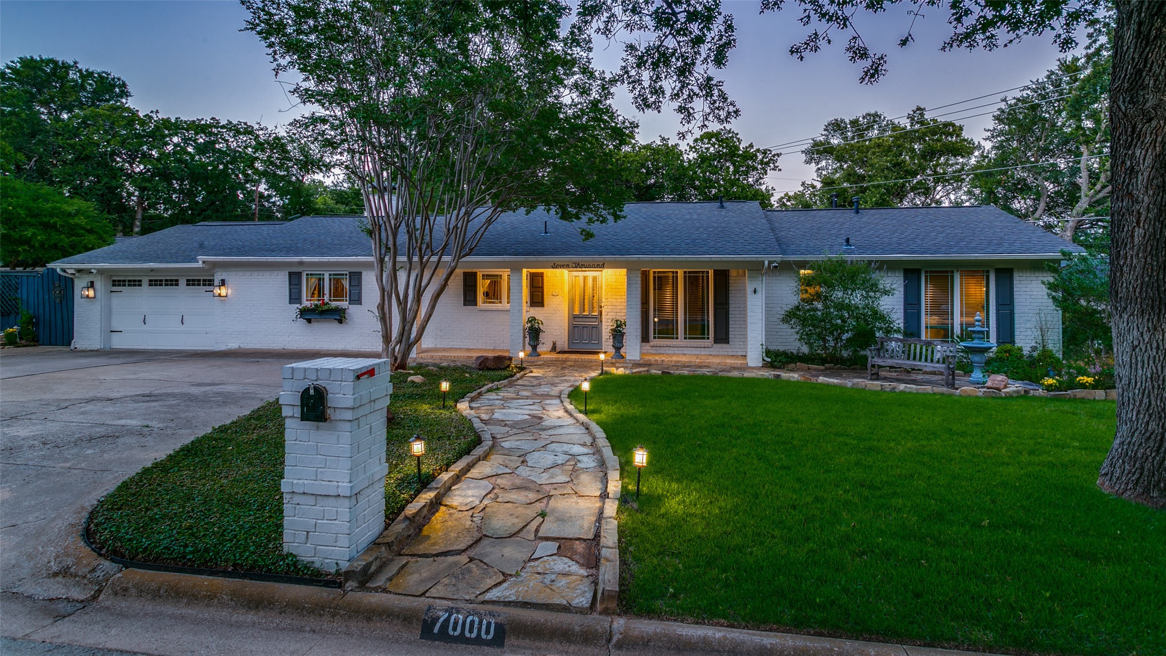 7000 Lowery Lane