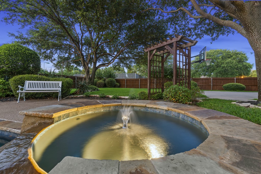 301 Lovegrass Lane