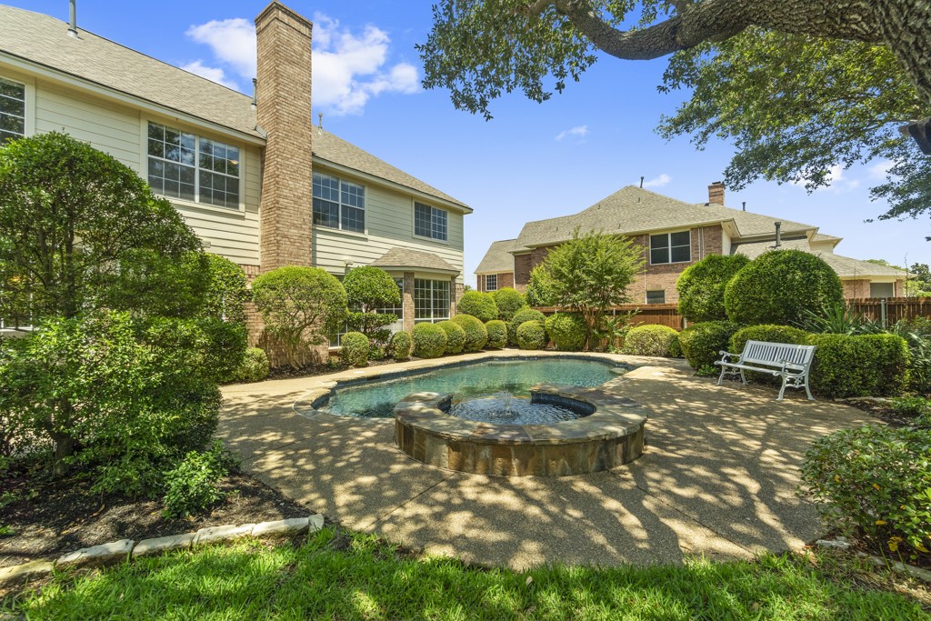 301 Lovegrass Lane