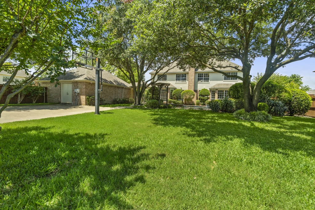 301 Lovegrass Lane