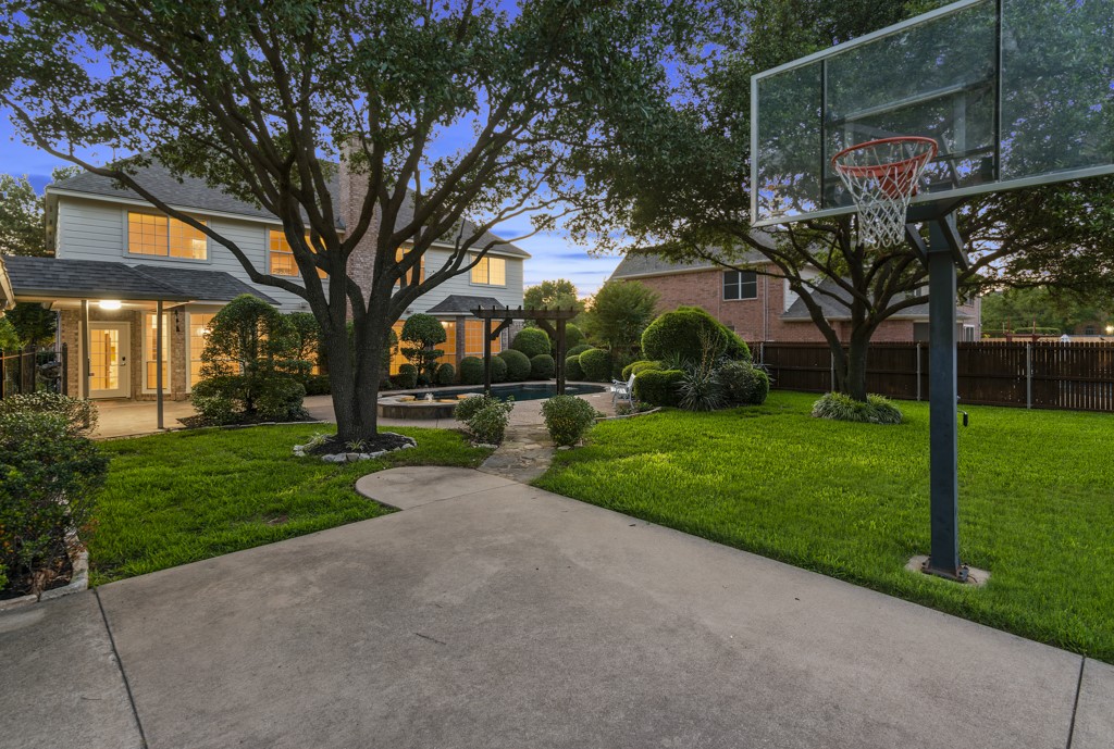 301 Lovegrass Lane