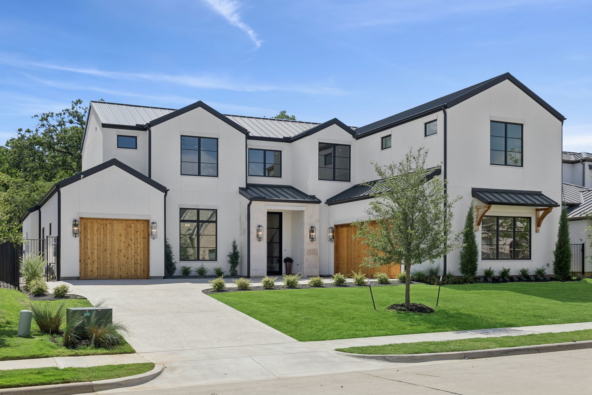 225 Metairie Lane