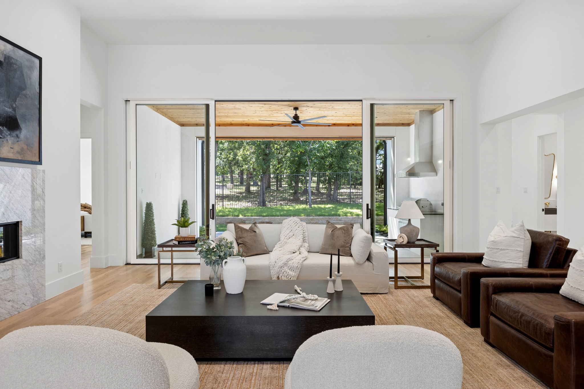 225 Metairie Lane