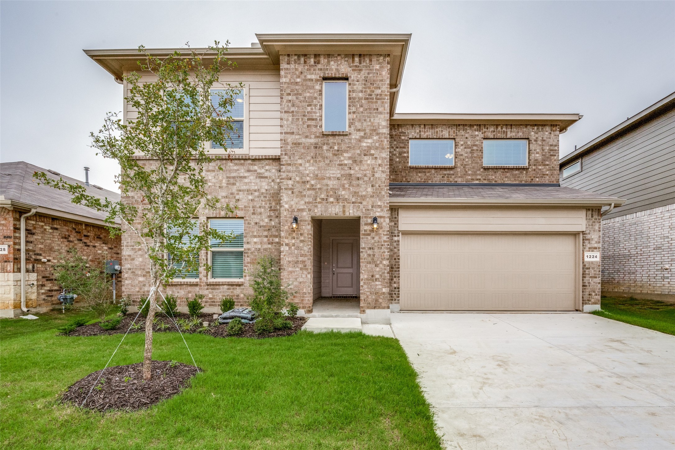 1224 Southwark Drive