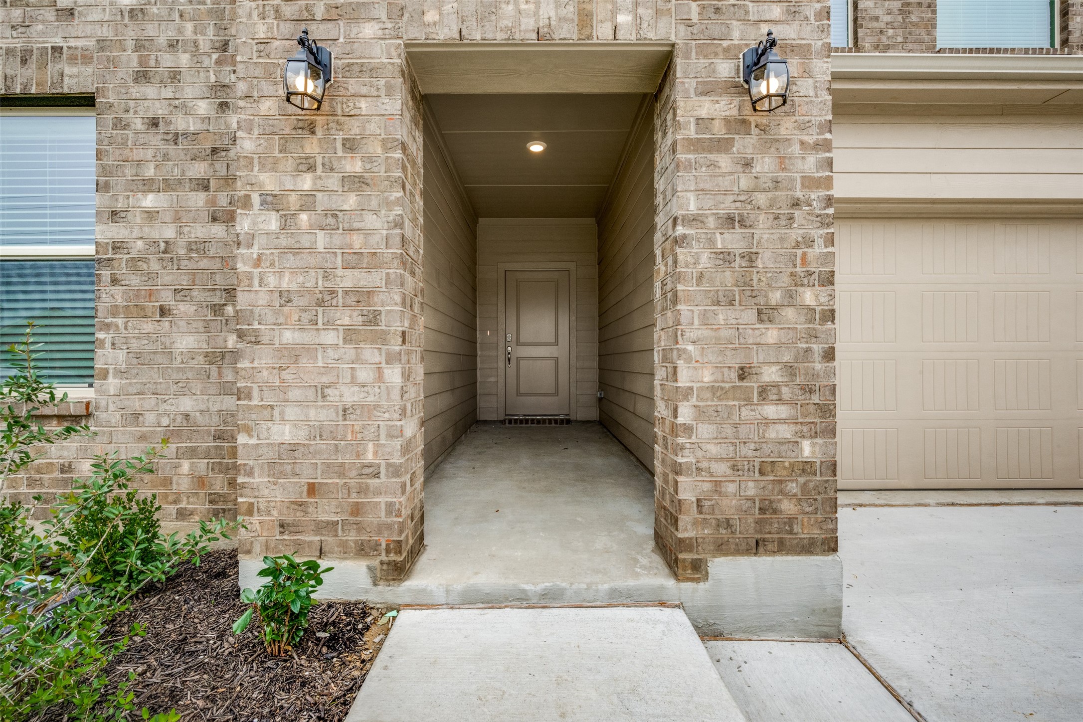 1224 Southwark Drive