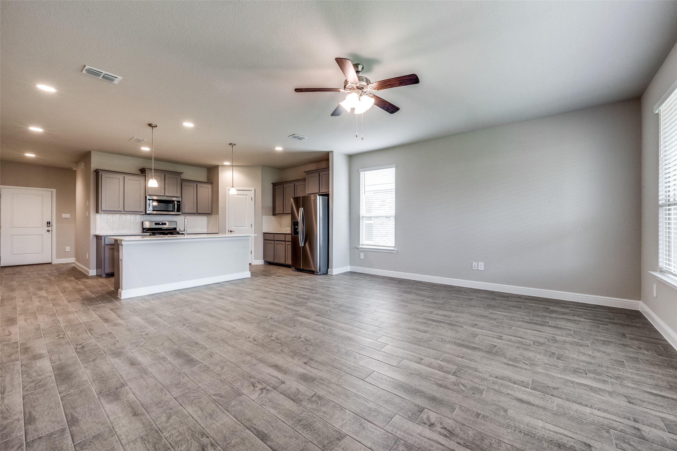1224 Southwark Drive
