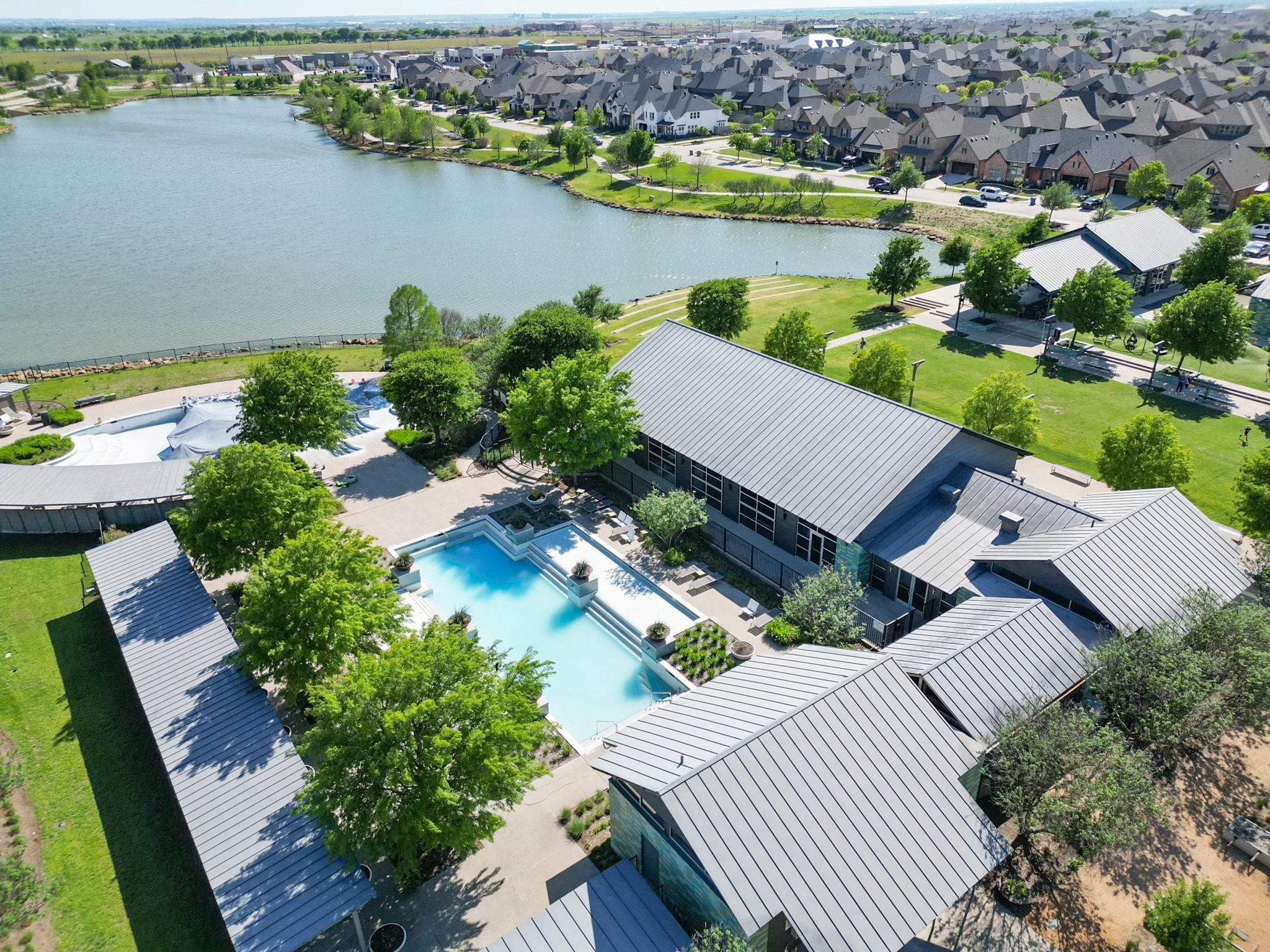 1112 Homestead Way