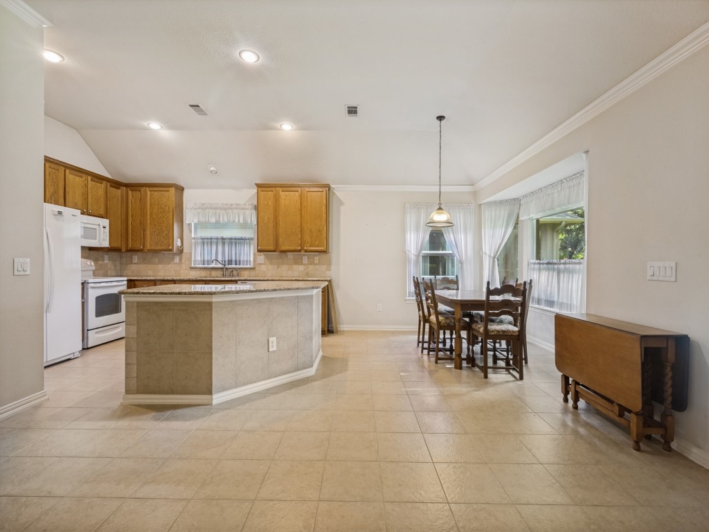 9513 Trailwood Drive