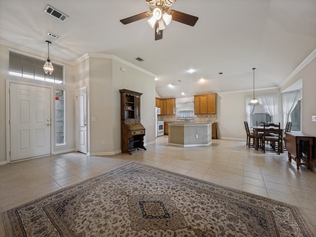 9513 Trailwood Drive
