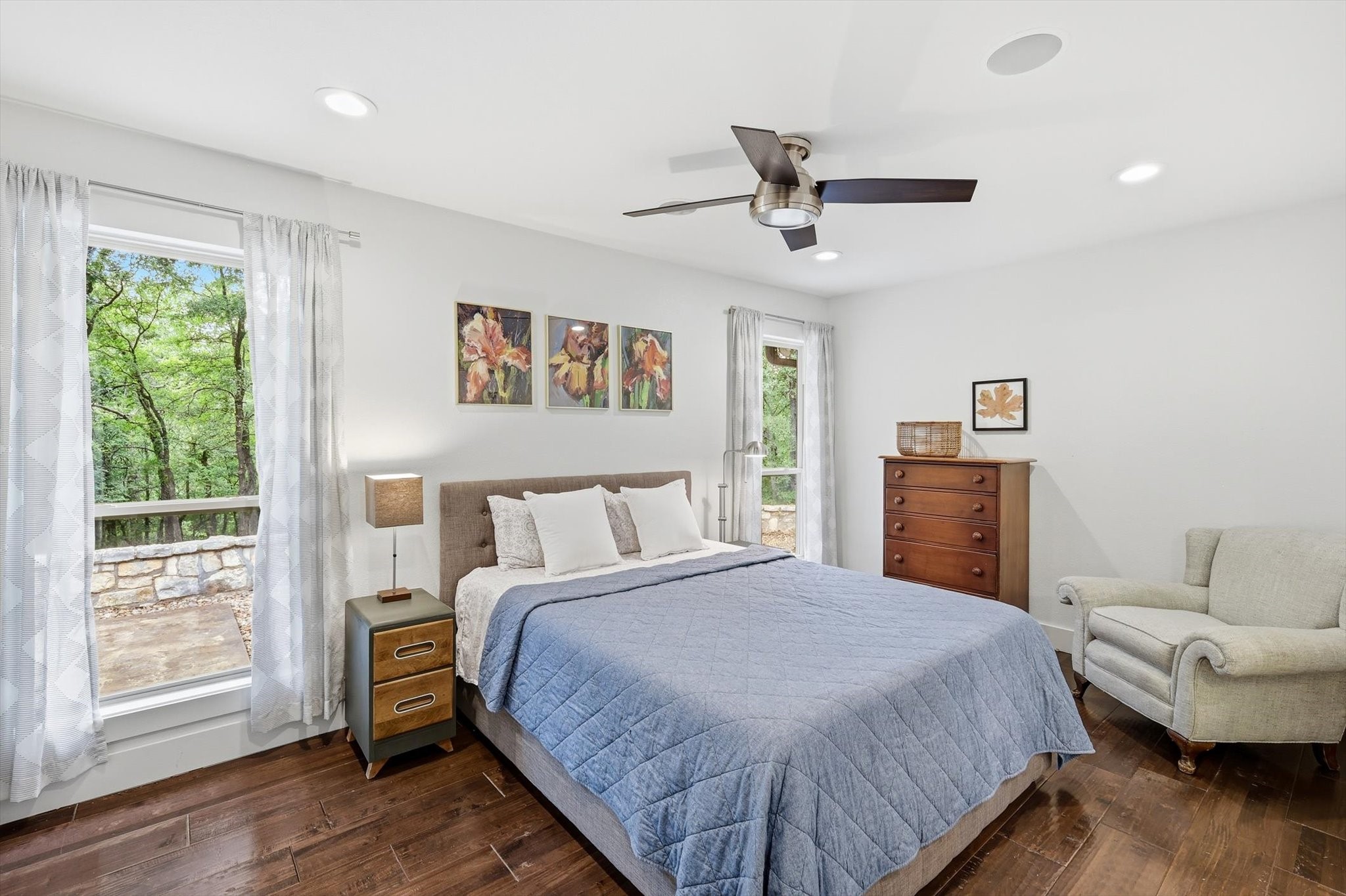 8001 Tudor Lane