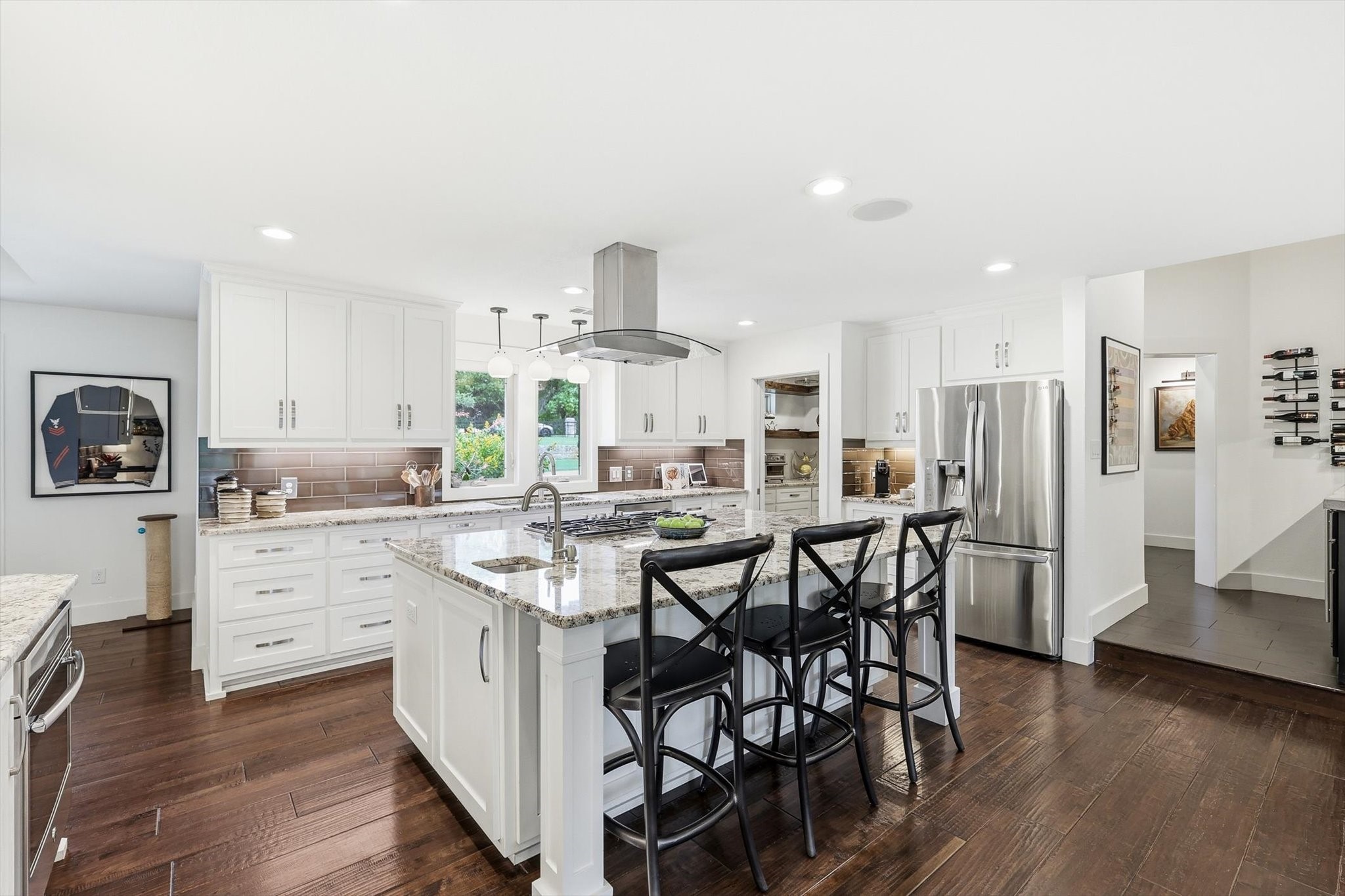 8001 Tudor Lane