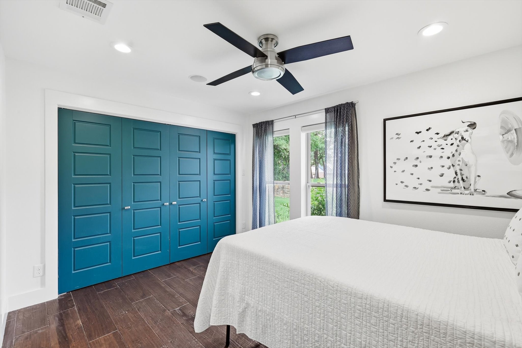 8001 Tudor Lane