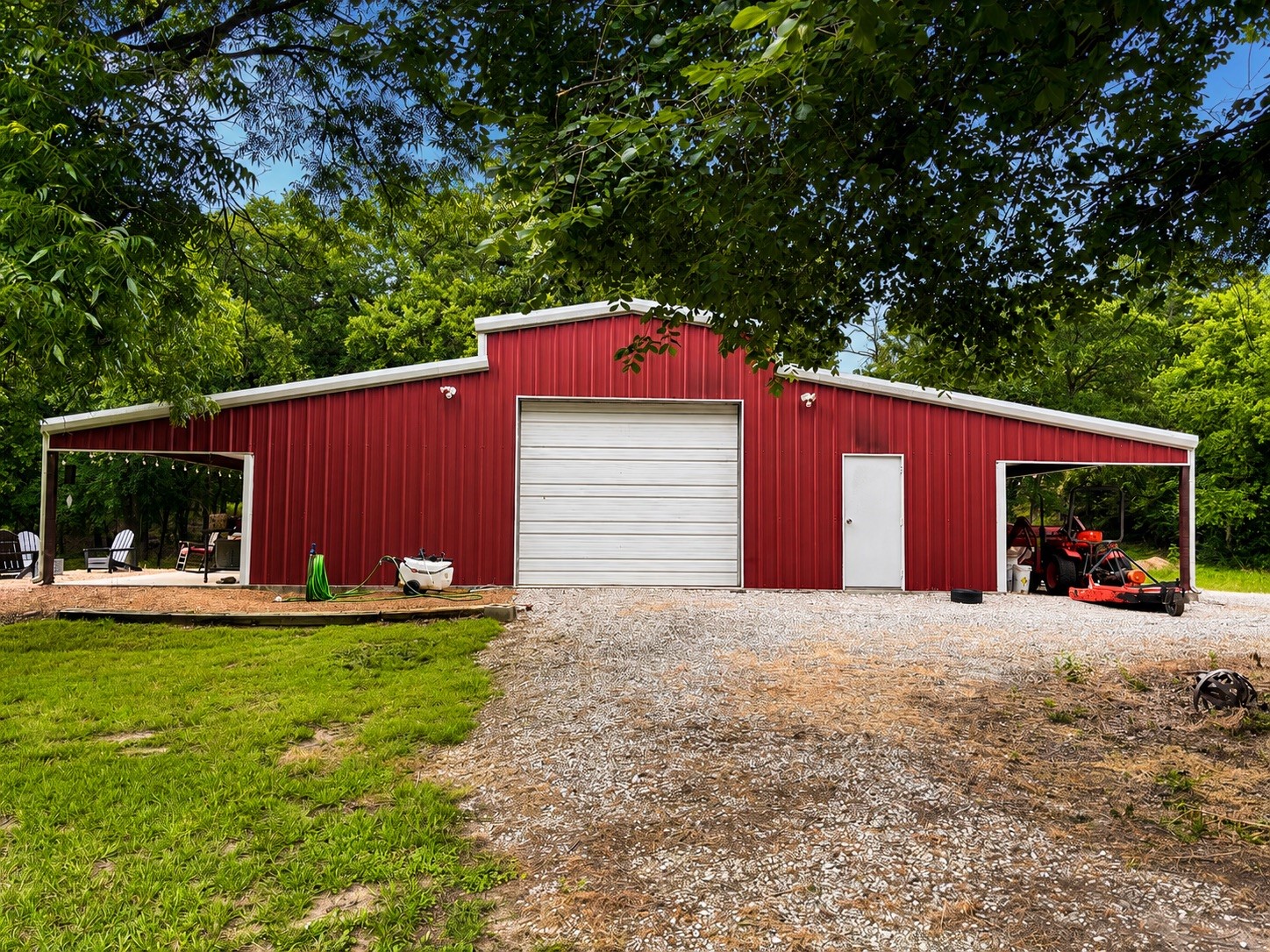 8001 Tudor Lane