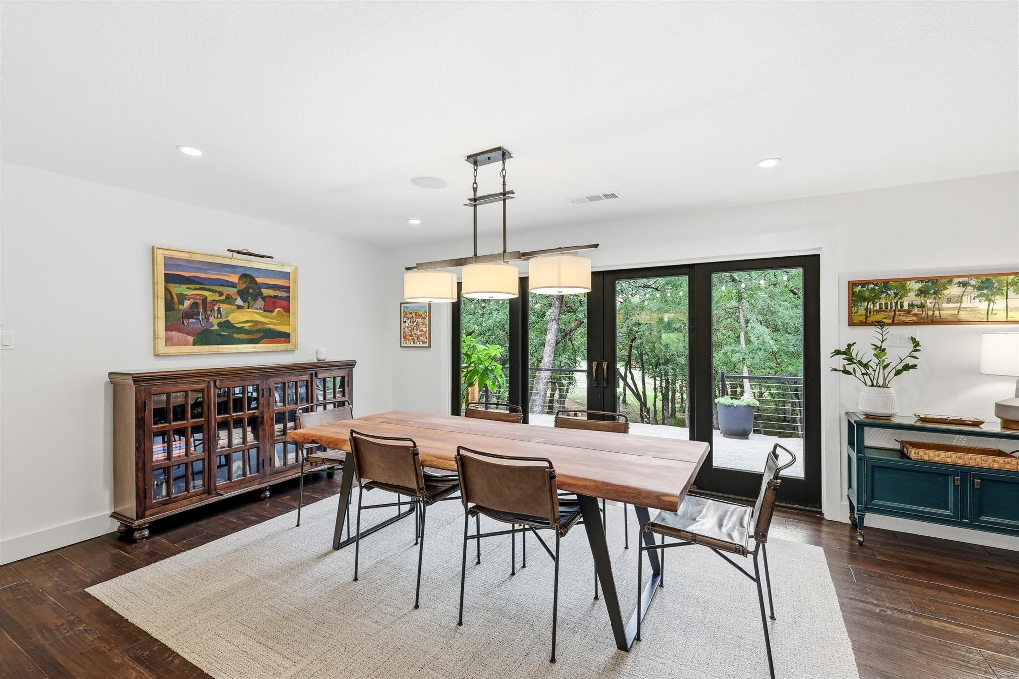8001 Tudor Lane